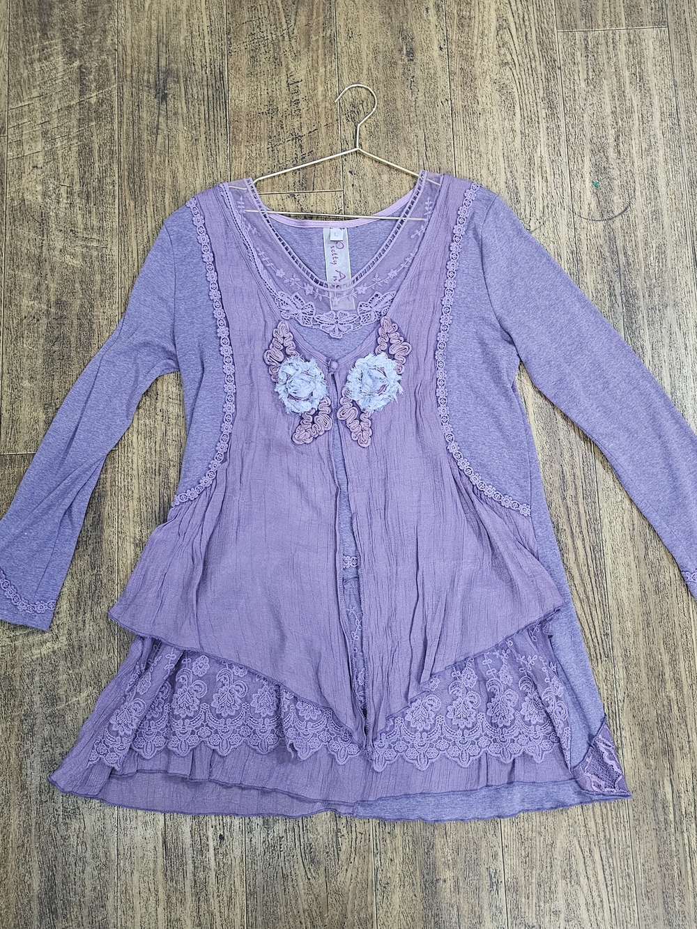 Pretty Angel Lavender Floral Appliqué Long Sleeve Tunic Whimisigoth Sz L Womens - Picture 3 of 11